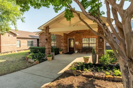 Trinity River Recovery Center facility photo