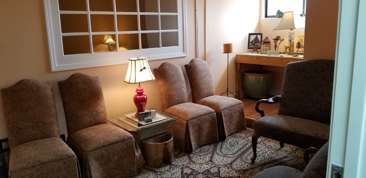 The Space Between Psychotherapy - Photo 6