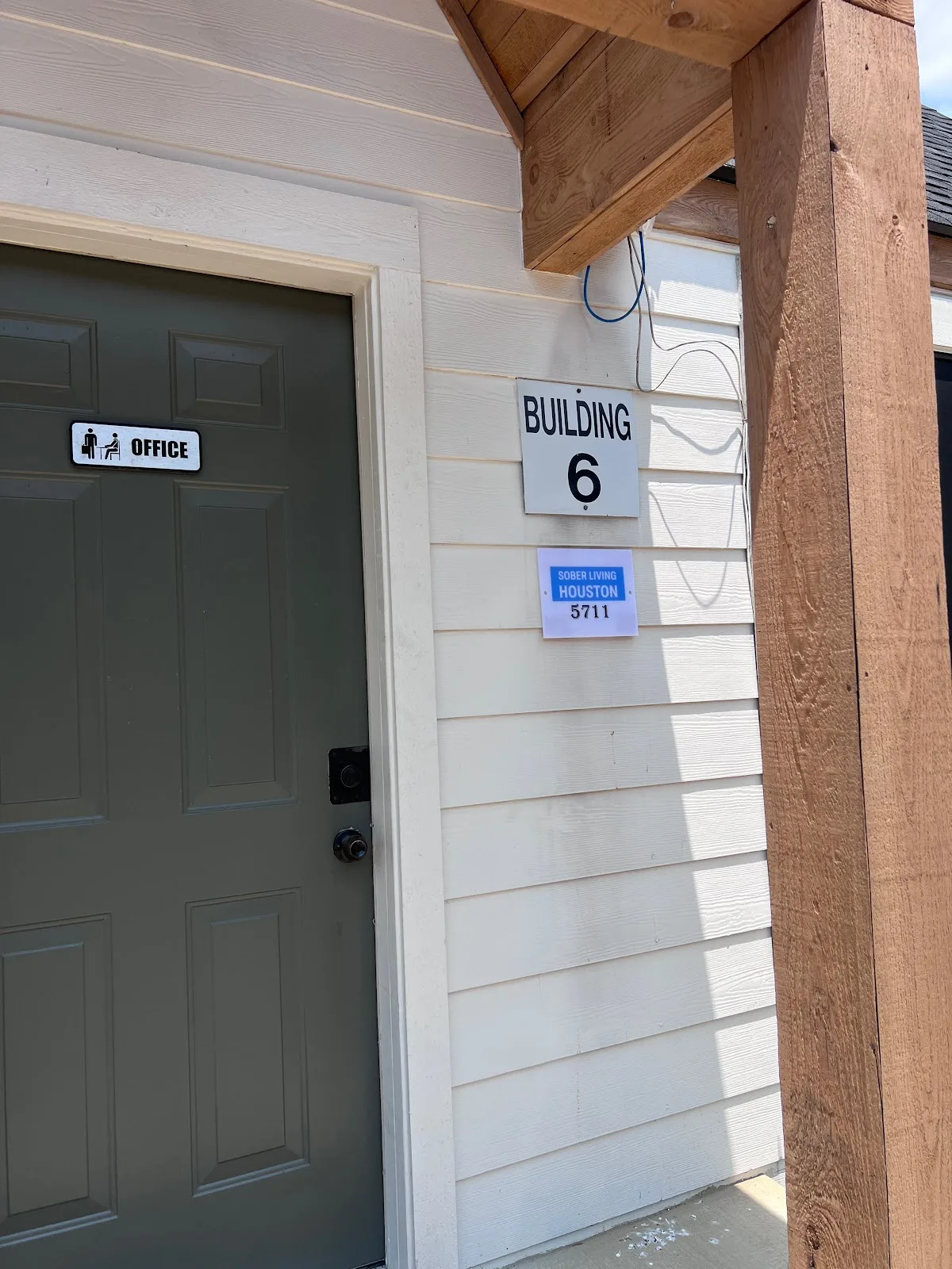 Taylor Recovery Sober Living - Houston Location - Photo 3