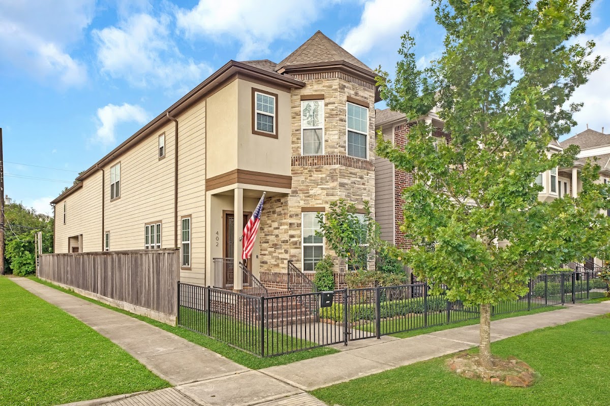 Bodine Recovery - Luxury Sober Living Houston/Heights - Photo 5