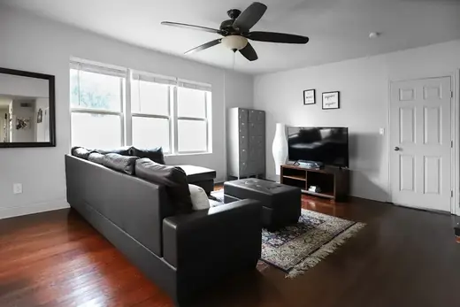Amenities at Galveston sober living home — washing machine