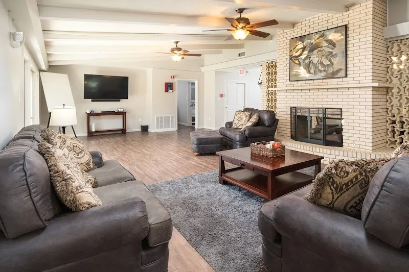 Bay Area Recovery Center - Women's  - Photo 1